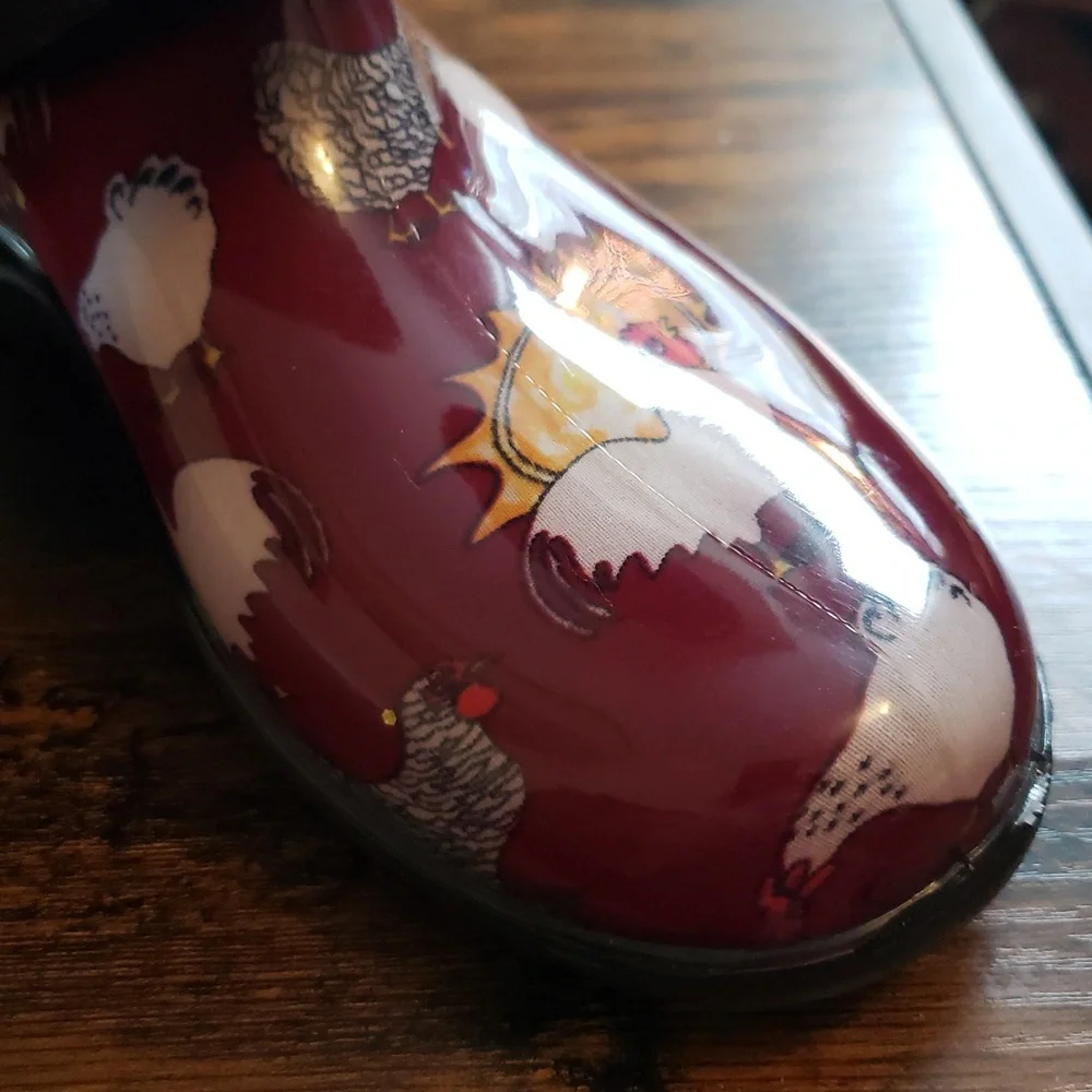 Sloggers Waterproof Rain and Garden Red Barn Chicken Print Clogs - Picture 5 of 12